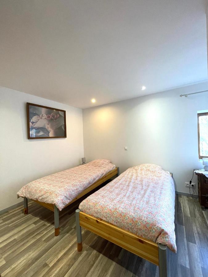 Le Petit Chalus Grand Gite Forcalquier Bagian luar foto